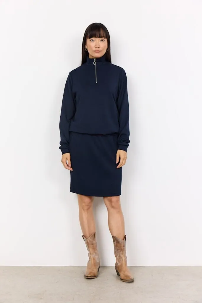 Banu Long Sleeve Sweatshirt in Navy