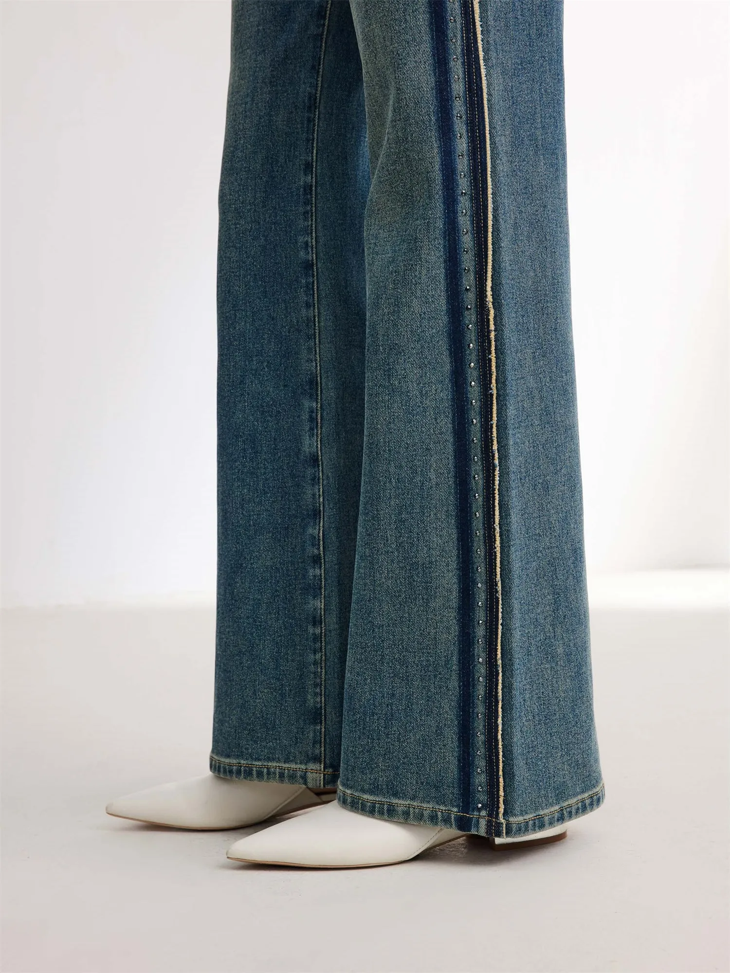 EP YAYING Color-Blocked Rhinestone Jeans