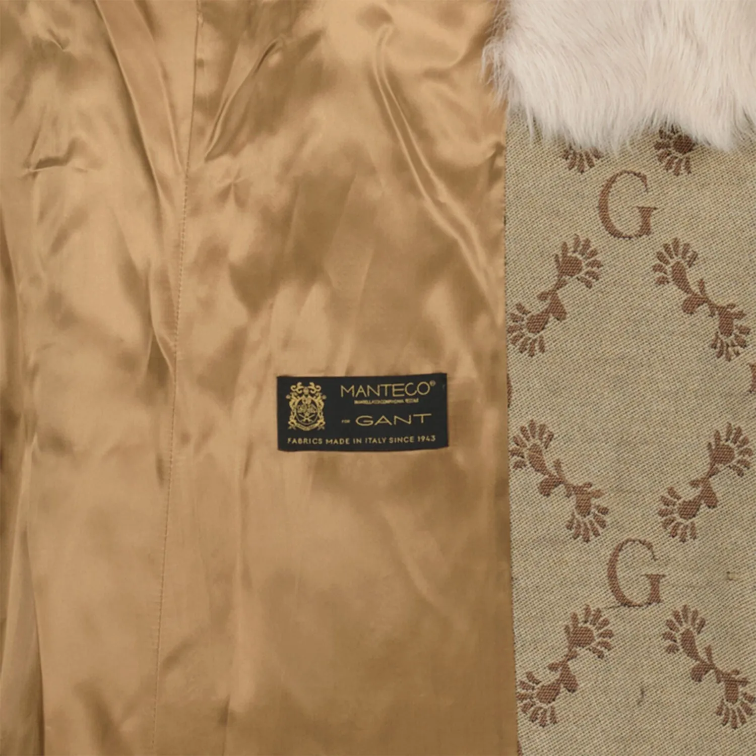 GANT  Toffee Beige Wool Jacquard Monogram Coat