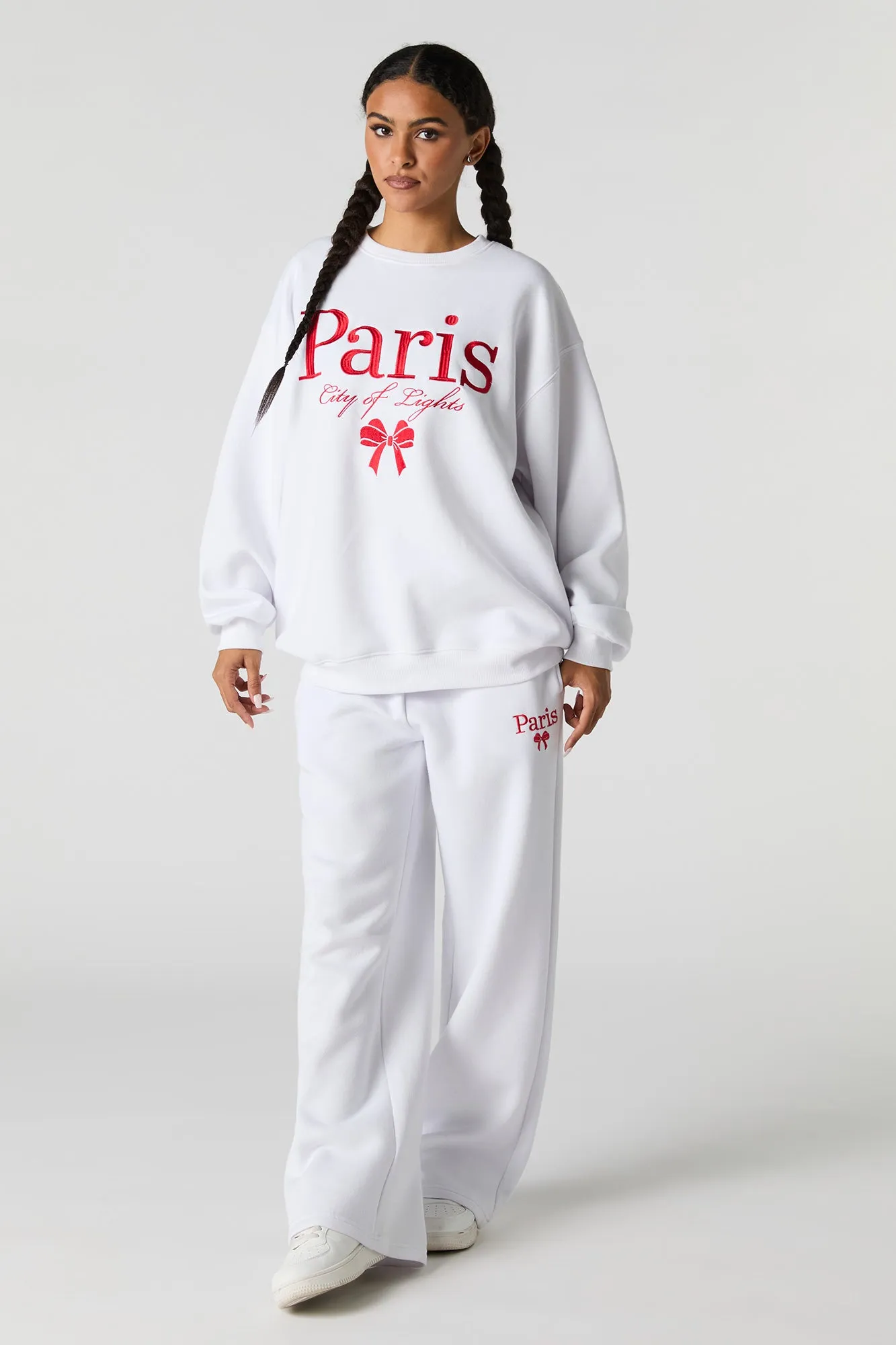 Graphic Fleece Wide Leg Sweatpant