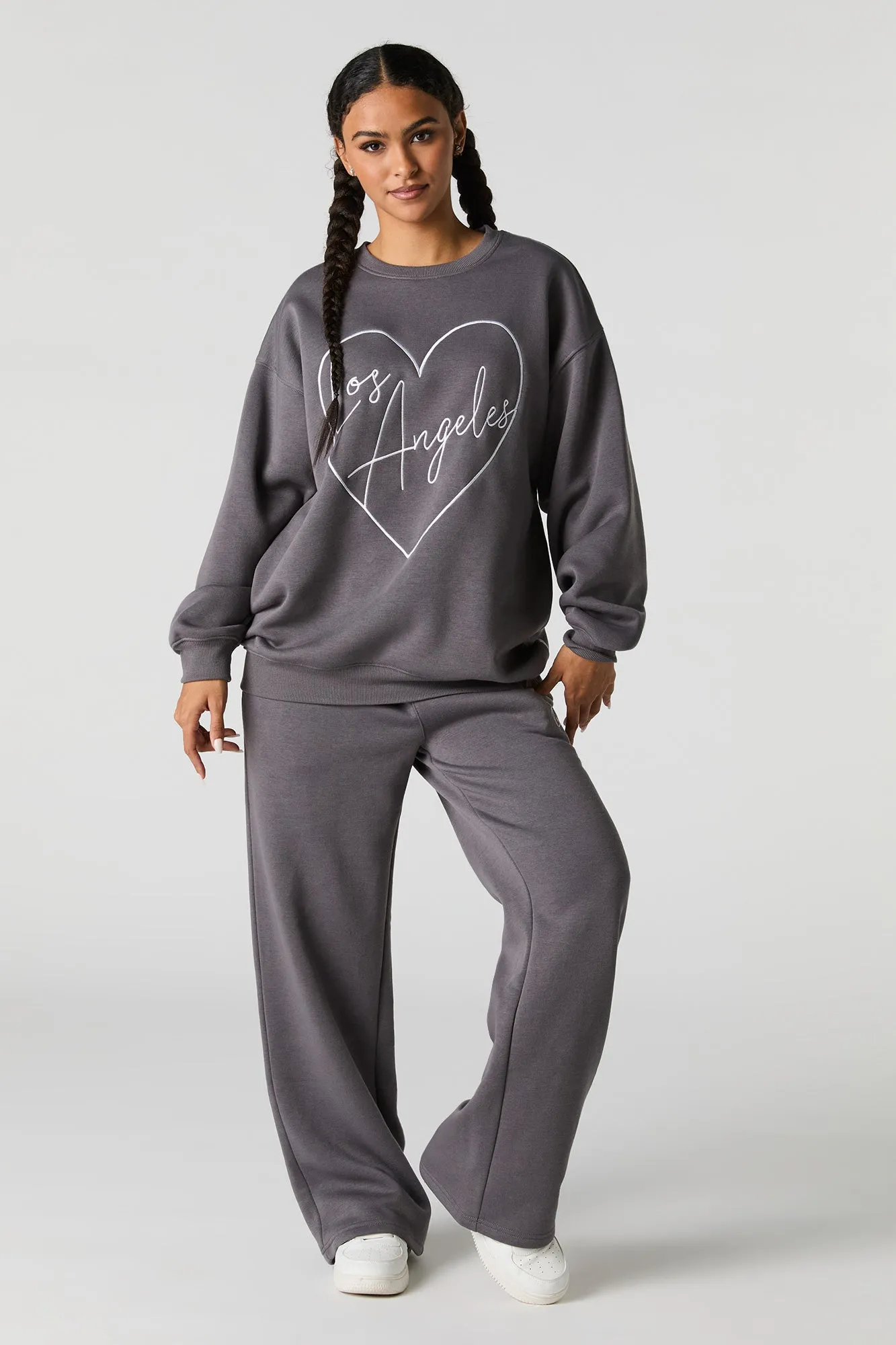 Graphic Fleece Wide Leg Sweatpant