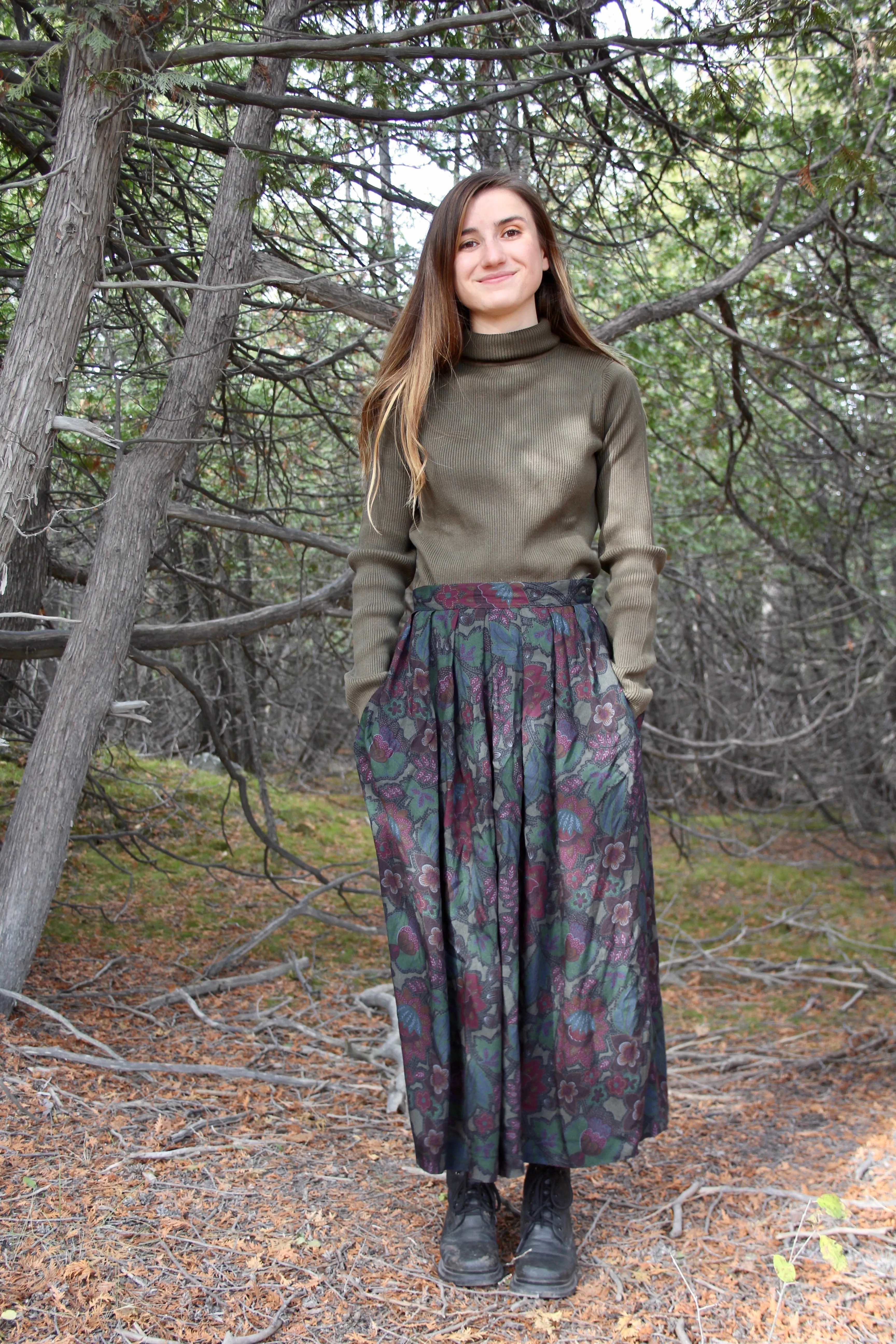 Melvyn Paul Dark Floral Midi Skirt - 27