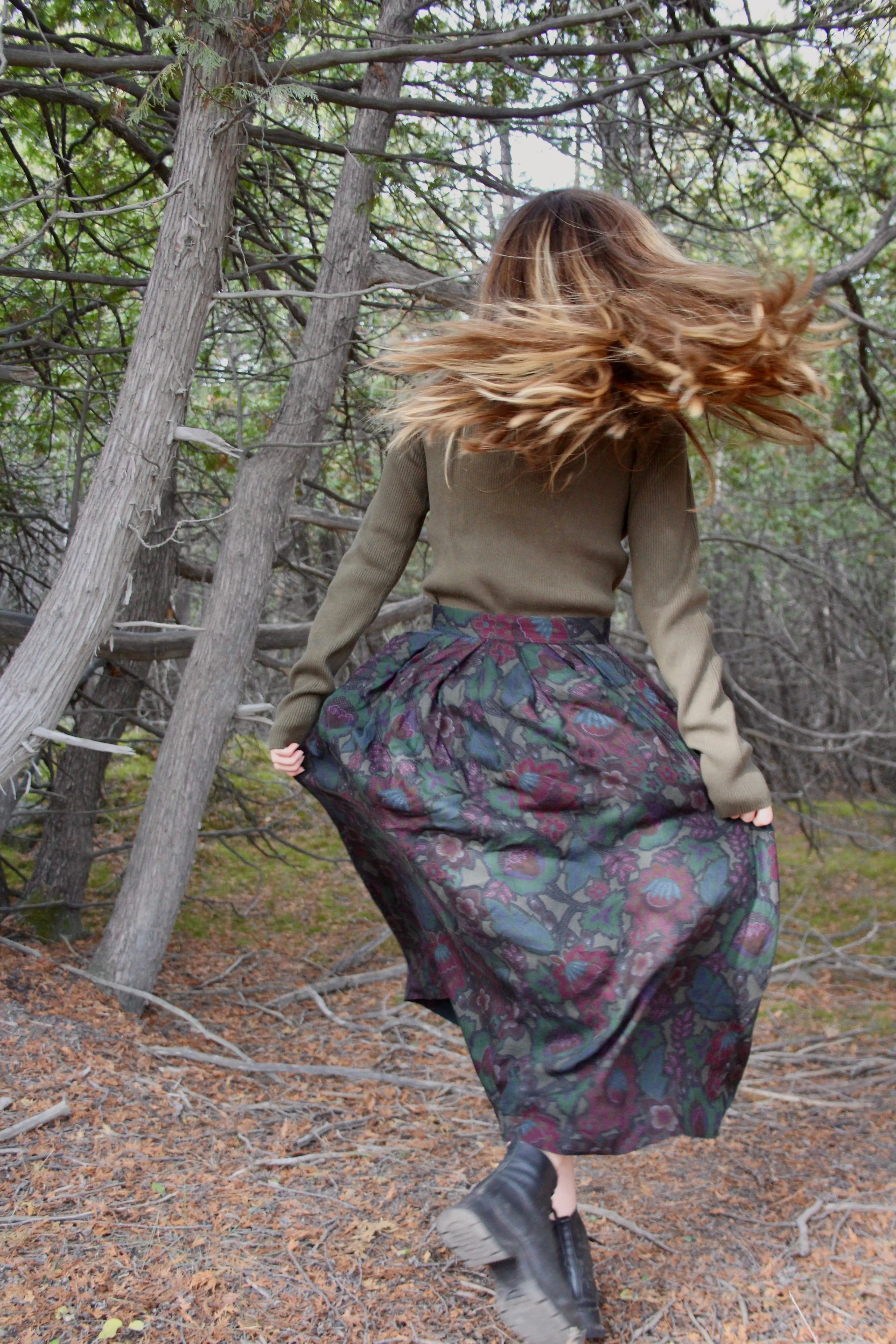 Melvyn Paul Dark Floral Midi Skirt - 27