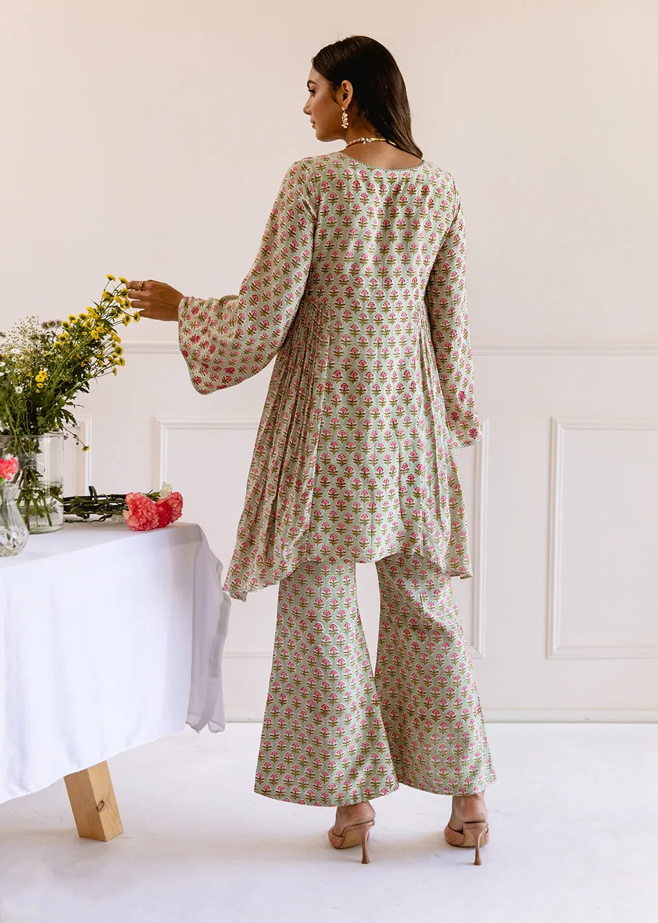 Sage Green Muslin Silk Printed 3-Piece Kurta Set